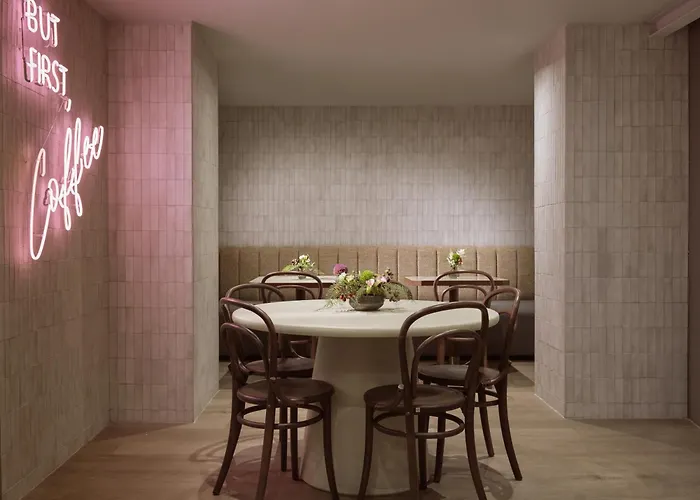 City Hotel Thessaloniki Отель 4*